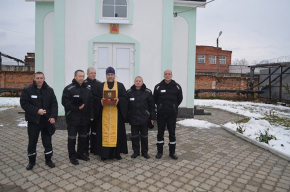 Увеличить изображение