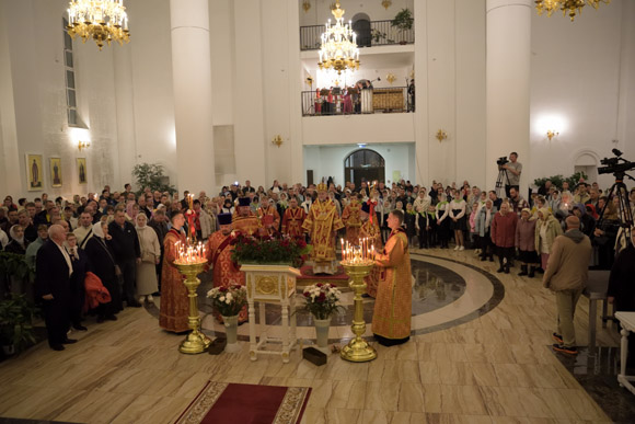 Увеличить изображение