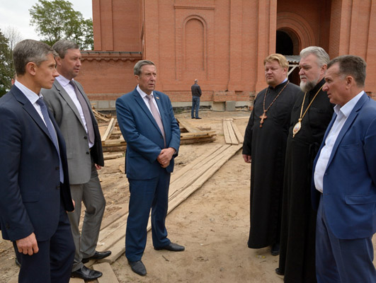 Увеличить изображение