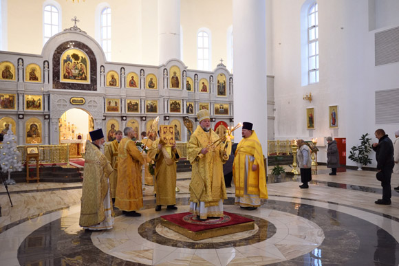 Увеличить изображение